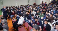 YANILMAZ, KARİYER GÜNLERİ’NDE İMAM HATİPLİLERLE BULUŞTU