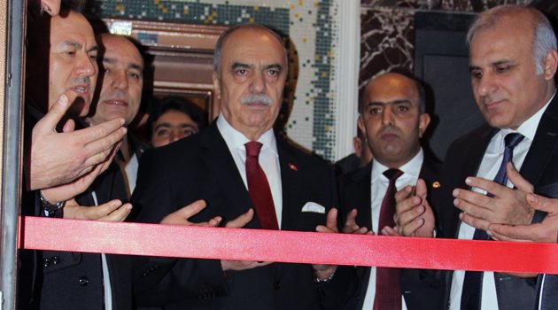 TUHAFİYECİLER VE BAKIRCILAR ODASI YENİ YERİNE TAŞINDI
