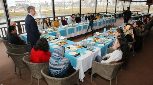 YANILMAZ HAYVANSEVERLER BULUŞTU
