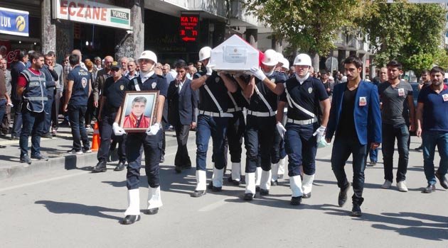 YARGITAY ÜYESİ MEMLEKETİNDE SON YOLCULUĞUNA UĞURALANDI