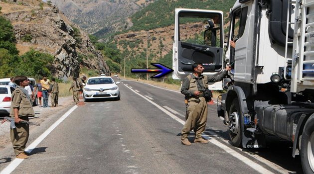 YOL KESME EYLEMİNDE BULUNAN PKK LILAR DAN BİR ÖLÜ ELE GEÇİRİLDİ
