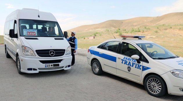 ZABITADAN MİNİBÜS VE HALK OTOBÜSLERİNE DENETİM